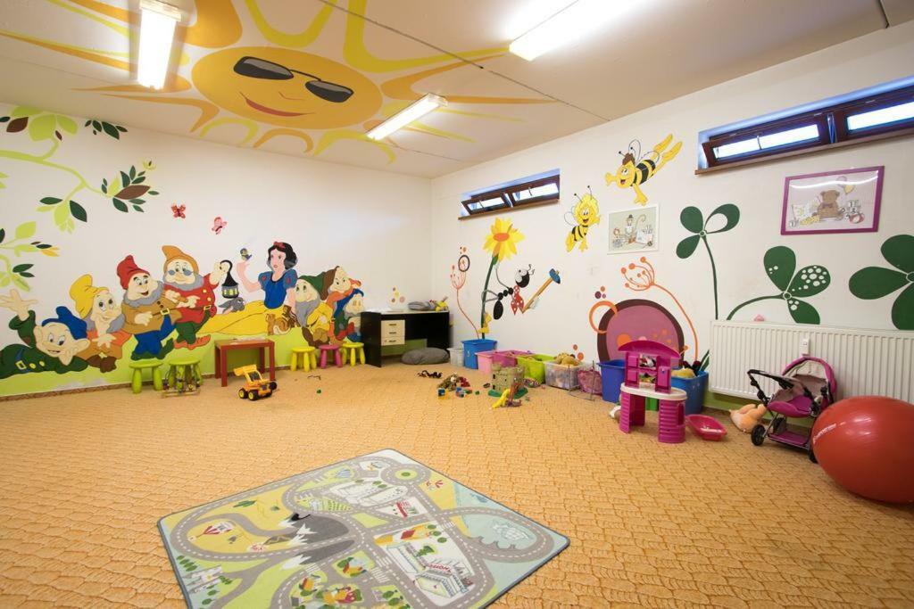 Apartman Linda - Velka Lomnica Ngoại thất bức ảnh